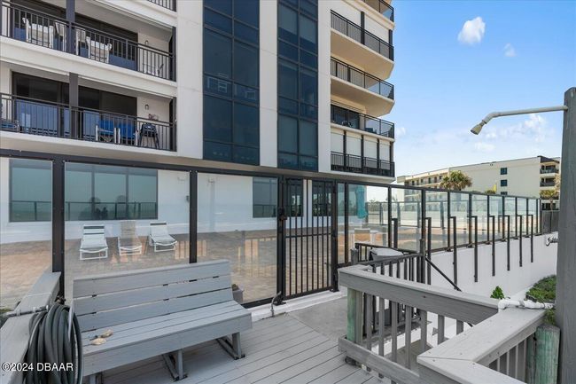 Gemini Tower Private Access | Image 33