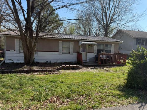 305 E Maud Avenue, Crane, MO, 65633 | Card Image