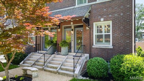 4214 Arsenal St, Saint Louis, MO, 63116-1902 | Card Image