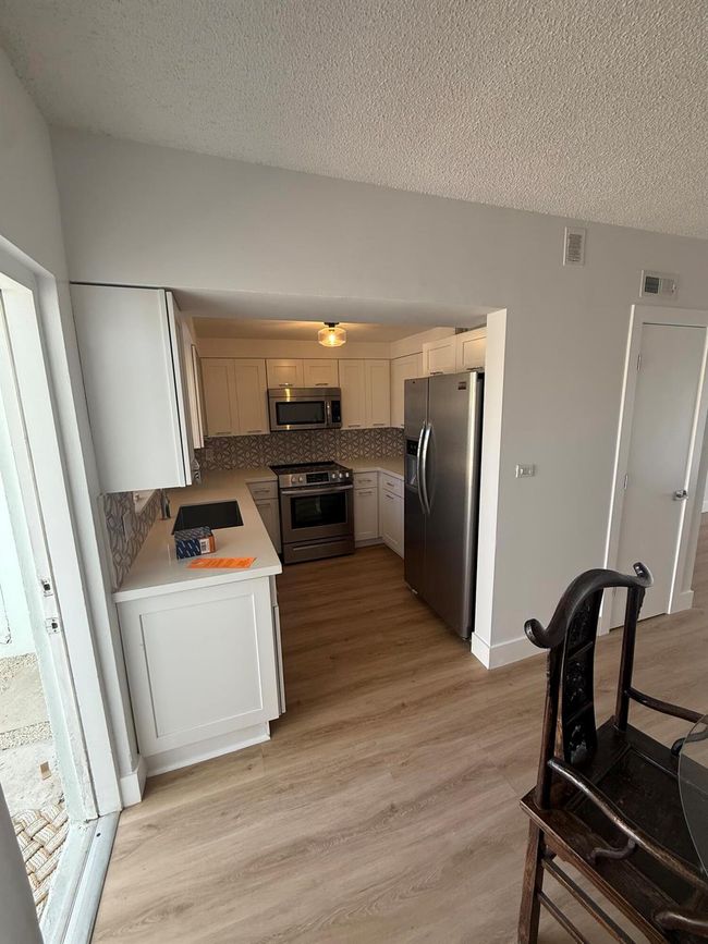 APT-1B - 2613 Ne 28 Th Ct, Condo with 2 bedrooms, 2 bathrooms and null parking in Lighthouse Point FL | Image 5