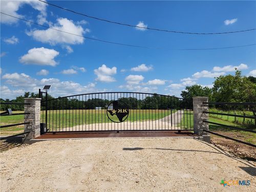 7310 Nolan Bluff Rd, Belton, TX, 76513-7041 | Card Image