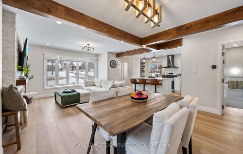 357 Rossland Rd E, Oshawa, ON, L1G2X2 | Card Image