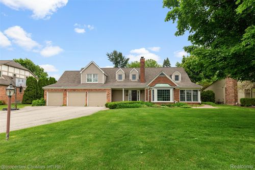 1688 Northlawn Blvd, Birmingham, MI, 48009-1862 | Card Image