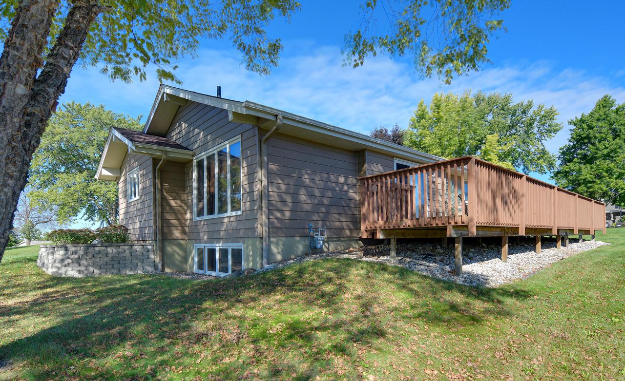 Swartz Dr, Waukesha, WI 53188