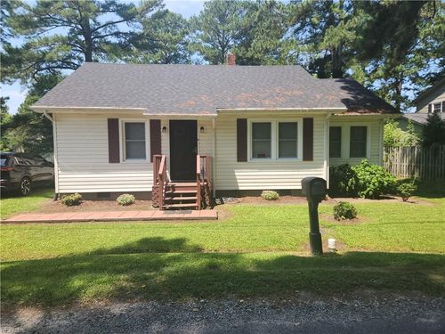 32228 East St, Boykins, VA, 23827-2656 | Card Image
