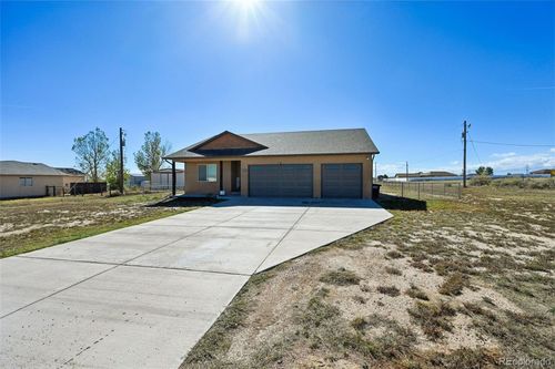 1140 E Dove Creek Dr, Pueblo West, CO, 81007-1200 | Card Image