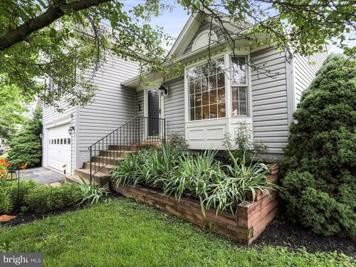 210 Silver Stone Dr, Walkersville, MD, 21793-8009 | Card Image