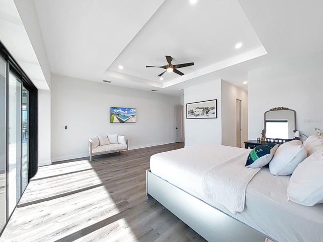 Primary Bed | Image 24