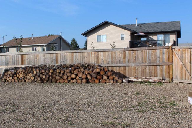 511 3rd Street, Home with 5 bedrooms, 3 bathrooms and 5 parking in Manning AB | Image 6