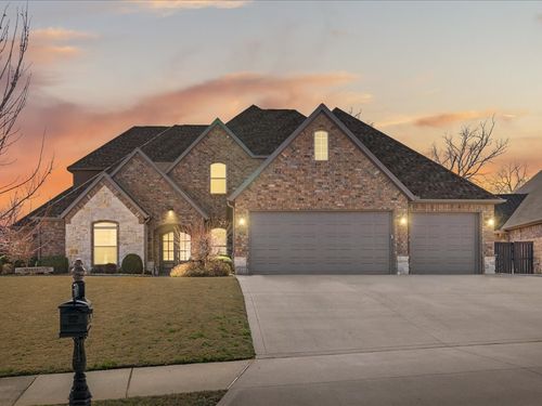 4100 Ne Miner Ct, Bentonville, AR, 72712-4788 | Card Image