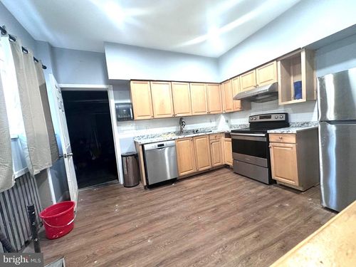 526 W Porter St, PHILADELPHIA, PA, 19148-3946 | Card Image