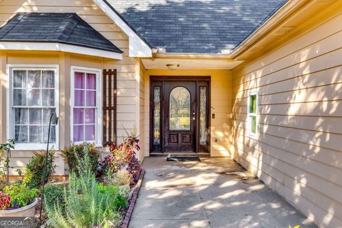 1245 Shamrock Hill Cir, Loganville, GA, 30052-5308 | Card Image