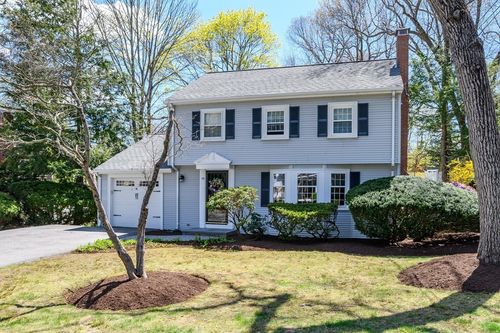 70 Cobleigh St, Westwood, MA, 02090-1233 | Card Image