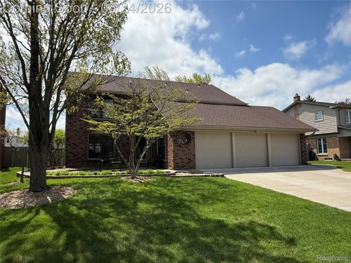 14667 Brookline St, Riverview, MI, 48193-7706 | Card Image
