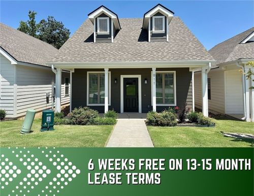 811 Ne Heights Ln, Bentonville, AR, 72712-3096 | Card Image