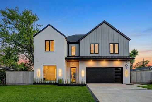 207 W 33rd St, Houston, TX, 77018-7601 | Card Image