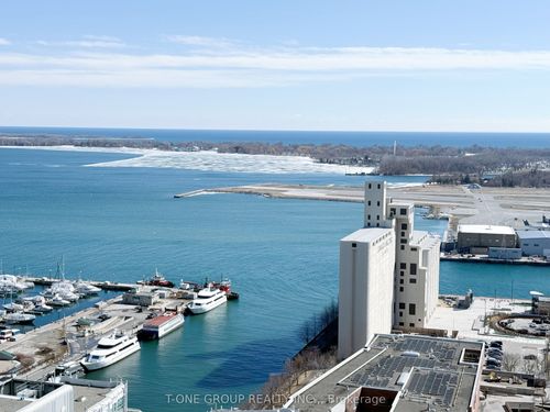 3316-17 Bathurst St, Toronto, ON, M5V0N1 | Card Image