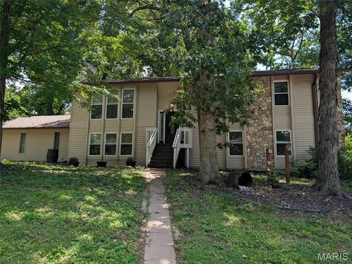 41 Oak Forest Dr, Saint Charles, MO, 63303-6603 | Card Image