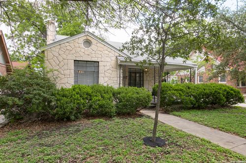 147 North Dr, San Antonio, TX, 78201-3721 | Card Image