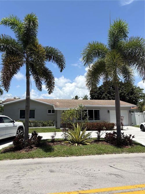 3397 Ne 20th Ave, Oakland Park, FL, 33306-1024 | Card Image