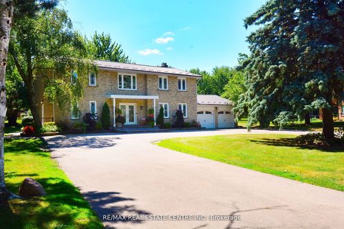 17 Crescent Hill Dr S, Brampton, ON, L6S2P4 | Card Image