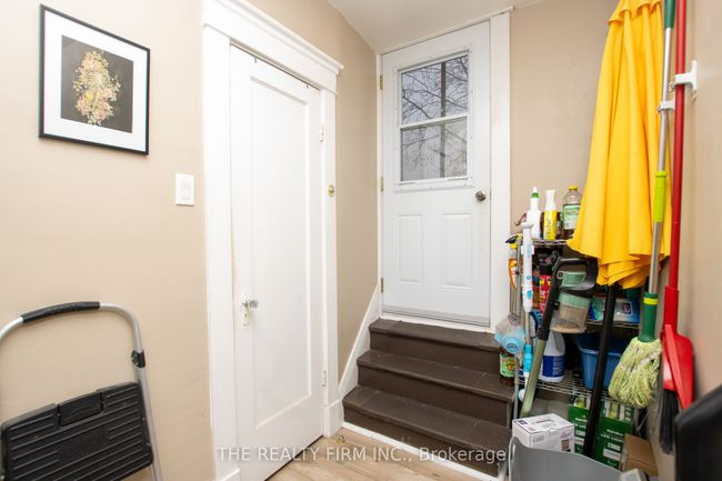 666 Lorne Ave, Home with 5 bedrooms, 3 bathrooms and 1 parking in London ON | Image 14