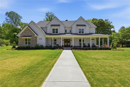 985 Whitehead Rd, Sugar Hill, GA, 30518-7652 | Card Image