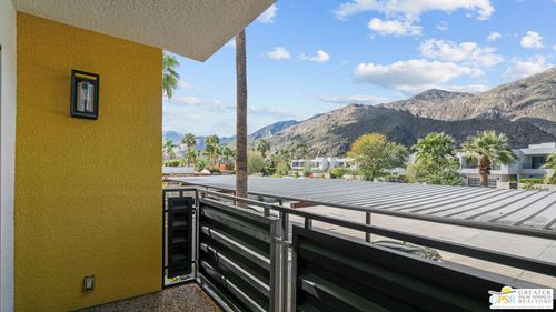 202-588 E San Lorenzo Rd, Palm Springs, CA, 92264-8108 | Card Image