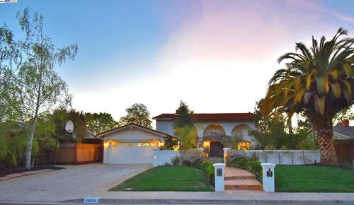 1626 Harlan Dr, Danville, CA, 94526-5310 | Card Image