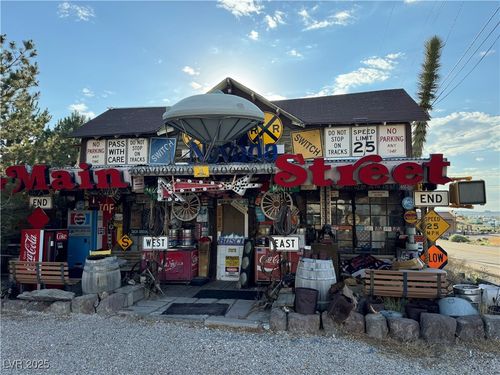 100 W Crook Ave, Goldfield, NV, 89013-3012 | Card Image