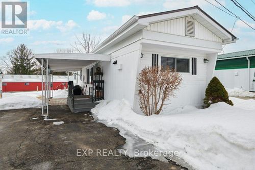 7-1871 Oxford Ave, Brockville, ON, K6V7B5 | Card Image