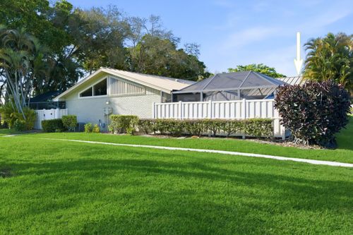 5685-5685 Golden Eagle Cir, Palm Beach Gardens, FL, 33418-1502 | Card Image