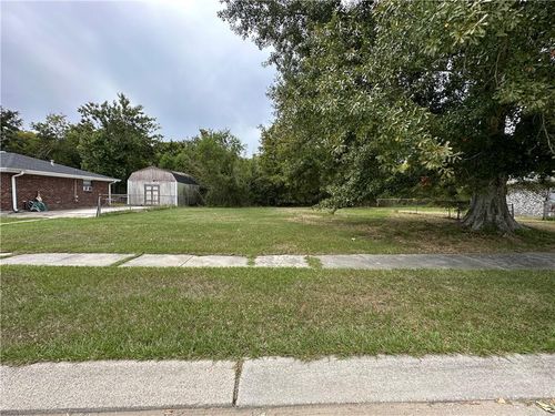 1880 Sugar Mill Dr, Saint Bernard, LA, 70085-7207 | Card Image