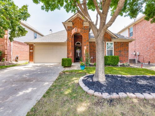 1317 Castlegar Ln, Justin, TX, 76247-5758 | Card Image