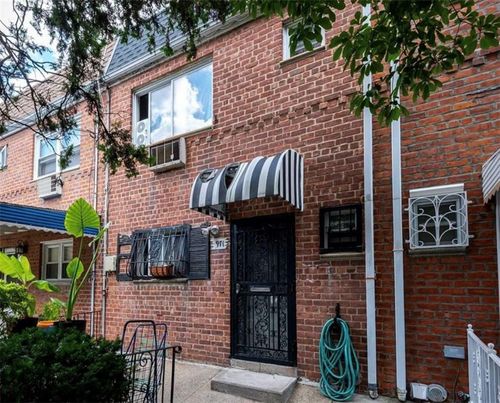971 Schenck Ave, Brooklyn, NY, 11207-9108 | Card Image