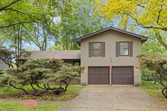 2s644 Devonshire Ln, House other with 4 bedrooms, 3 bathrooms and 2 parking in Glen Ellyn IL | Image 52