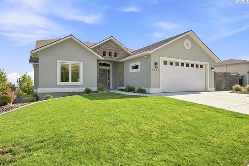2240 W 51st Ave, Kennewick, WA, 99337 | Card Image