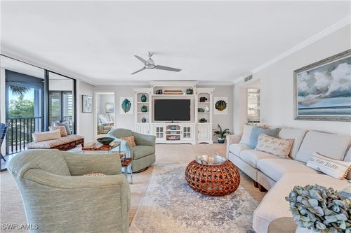 apt-203-2400 Gulf Shore Blvd N, NAPLES, FL, 34103-4364 | Card Image