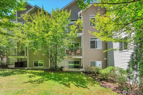 apt-b203-5809 Highway Pl, Everett, WA, 98203-6038 | Card Image