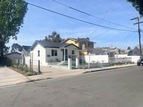 2416 Shamrock St, San Diego, CA, 92105-4516 | Card Image