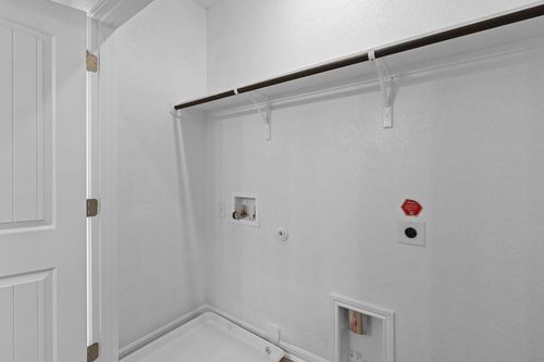 2208A Cornfield Dr, Pflugerville, TX, 78660-7168 | Card Image