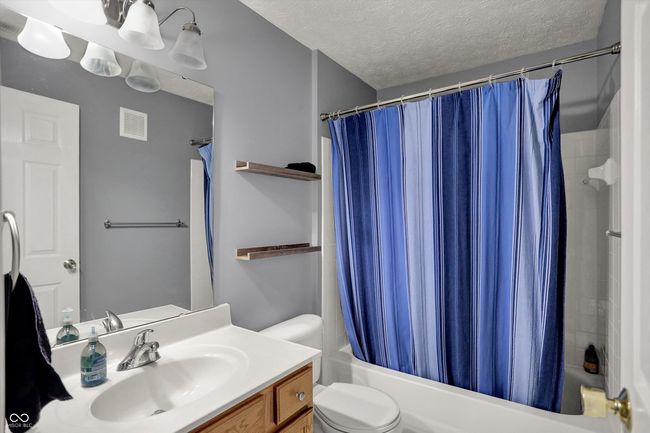 APT-205 - 12588 Tennyson Ln, Condo with 2 bedrooms, 2 bathrooms and null parking in Carmel IN | Image 37