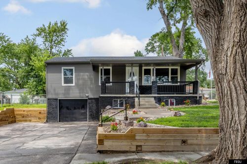 7332 Frederick Ave, La Vista, NE, 68128-2606 | Card Image
