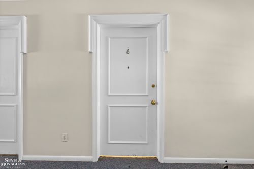 17590 Mack Ave, Grosse Pointe, MI, 48230-6245 | Card Image