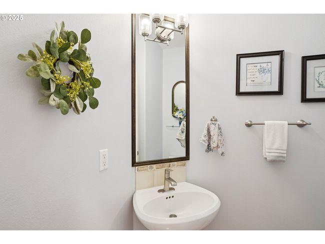 1488 Sw 17 Th Ct, House other with 5 bedrooms, 4 bathrooms and 3 parking in Gresham OR | Image 19