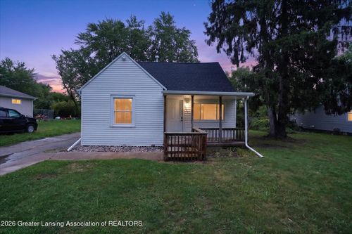 3331 Viking St, Lansing, MI, 48911-1840 | Card Image