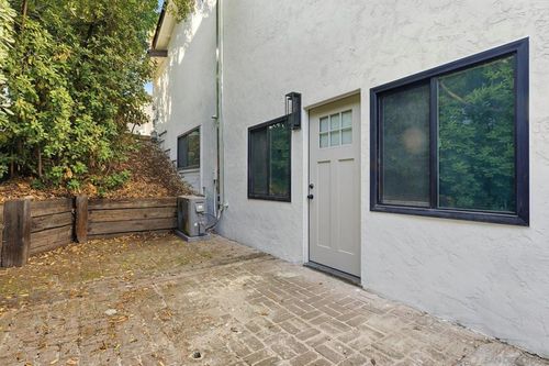 b-5067 Alumni Pl, San Diego, CA, 92115-1512 | Card Image