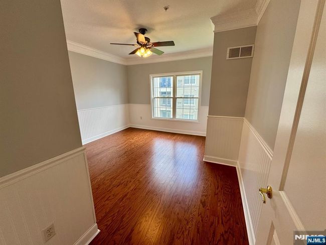 7207 Ravenscroft Rd, Condo with 2 bedrooms, 2 bathrooms and null parking in Clifton NJ | Image 23