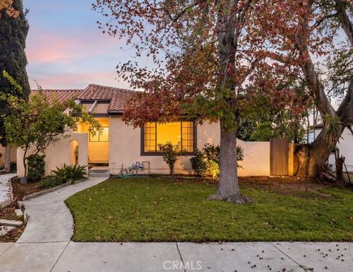 2066 Walnut St, La Verne, CA, 91750-5416 | Card Image