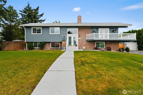 1204 N Vista Rd, Ellensburg, WA, 98926-9584 | Card Image